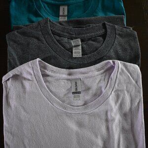 3 Gildan Mens Short Sleeve T shirts Size Large